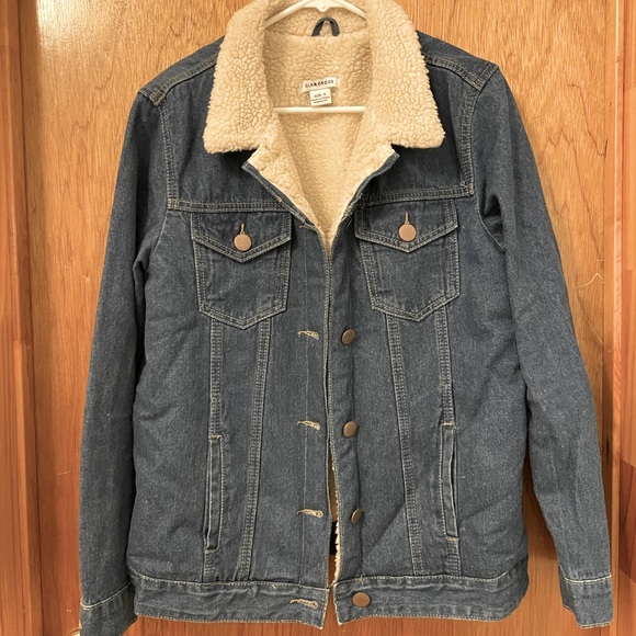 Faux Fur Collared Oversized Jean Jacket - Picture 5 of 6